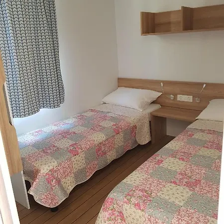 By The Sea Zivogosce - Blato, Makarska - 16083 إيغراني